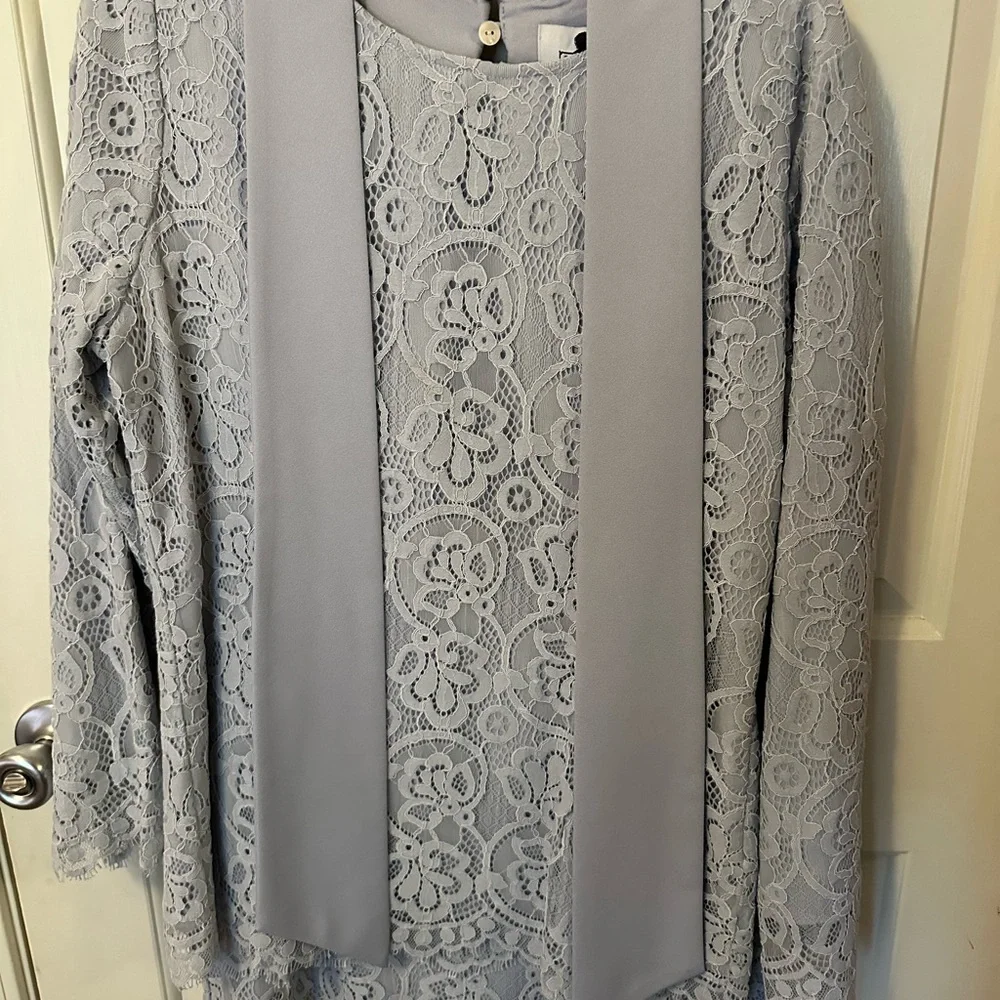 Dainty Jewells Lace Top in Soft Light Blue - Picture 3 of 12